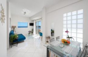 Evangelia cozy View